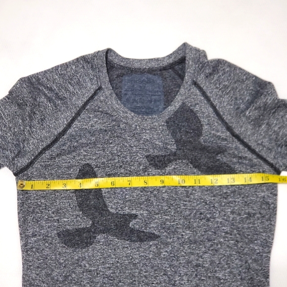 Oiselle Flyte Longsleeve Athletic Top Small - Picture 6 of 7